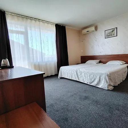 Sandor 네세부르