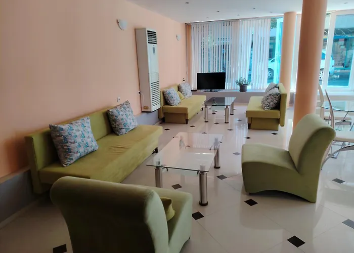 Sandor فندق نيسيبار