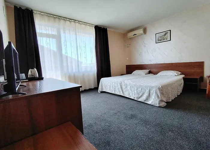 Sandor نيسيبار