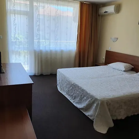 сандор Несебър